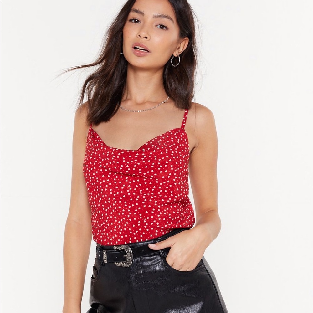 Nasty Gal Cowl Hearts Top US 6